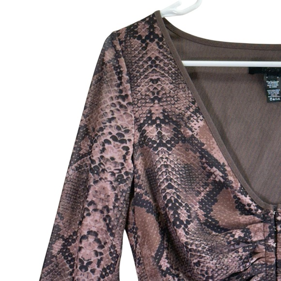 h:ours From Revolve Minju Snake Print Ruched Crop Top with Long Sleeves. Size S - Picture 5 of 13